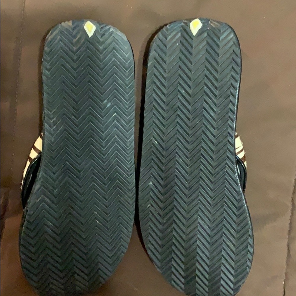 COPY - Volatile Flip Flops . - Picture 4 of 4